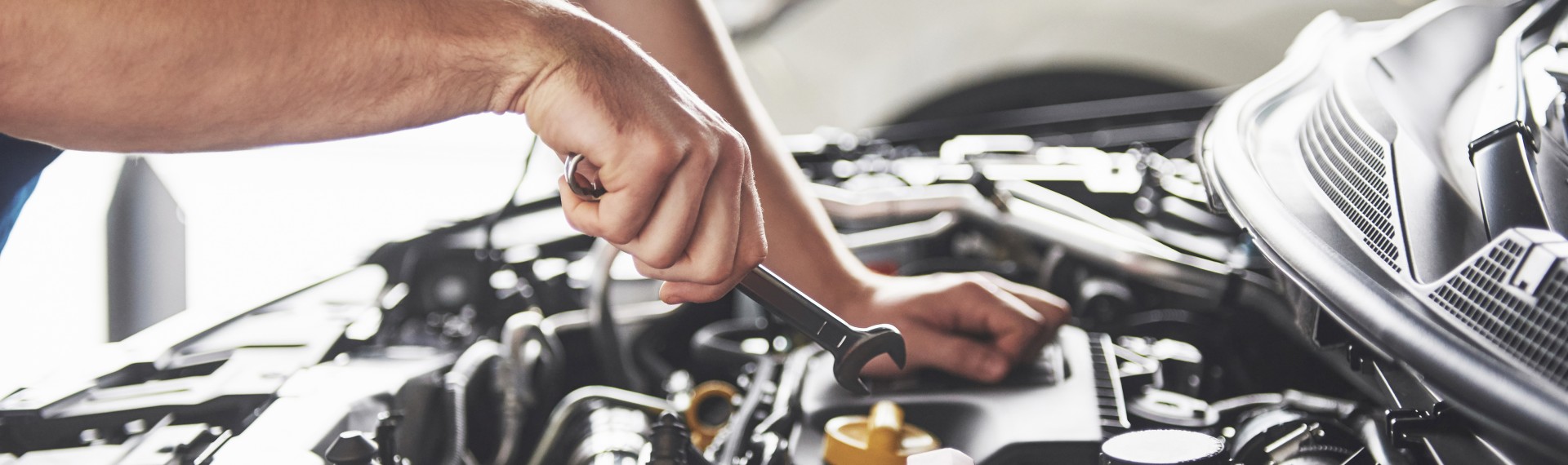 <a href='https://it.freepik.com/foto/auto'>Auto foto creata da standret - it.freepik.com</a>